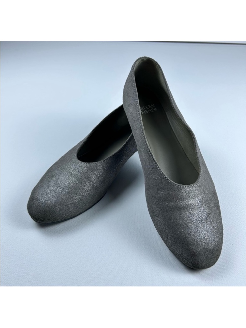 EILEEN FISHER Gray and Metallic  silver Suede Slip-On Ballet Flats (f0082)